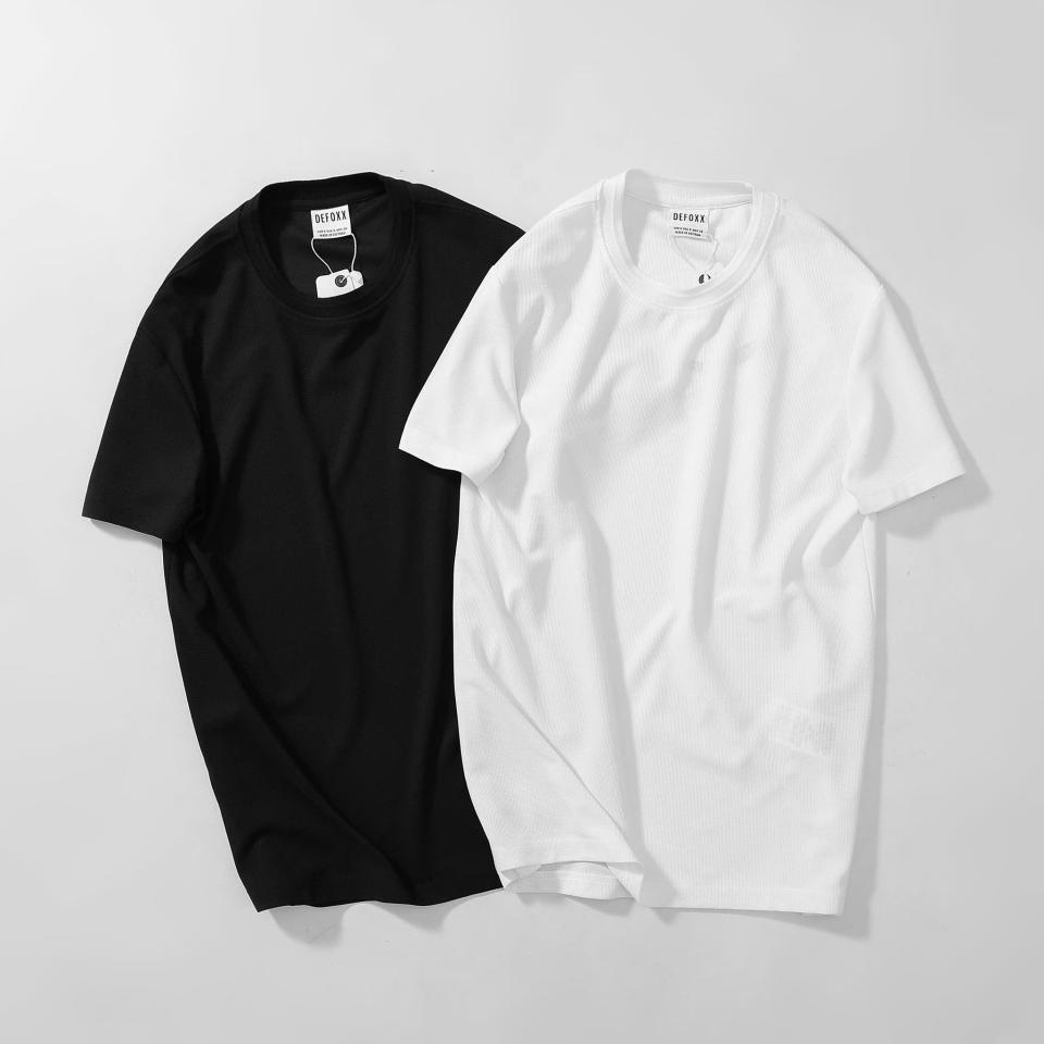 ÁO THUN SLIM FIT HẠT VUÔNG CỔ DỆT GÂN